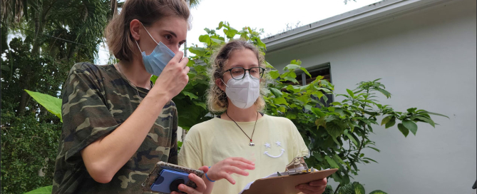 Maria Paula Arboleda and Julie Peley working on Tacet.