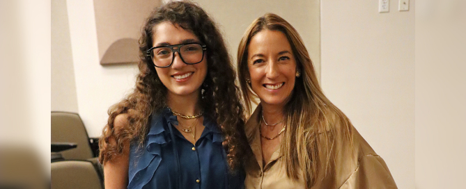 Lucia Sotres (on the right) with Leen Shlomo (on the left) after Sotres' conversation with the MMA.